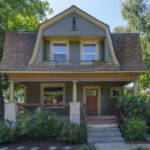 2219 NE 8th Ave, Front View