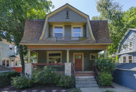 2219 NE 8th Ave, Front View