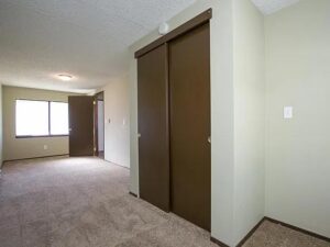 7616 N Hodge Ave, Bedroom
