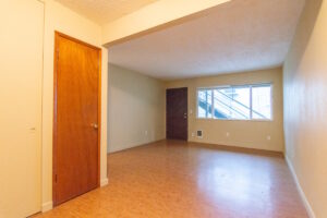 2521 NE Savier St, Living Room