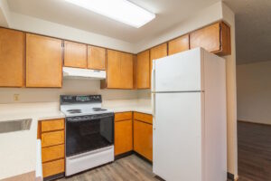 12851 SE Foster Rd, Kitchen