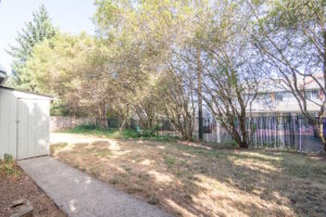 12851 SE Foster Rd, Front