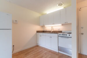 3807 S Water Ave #10, Kitchen
