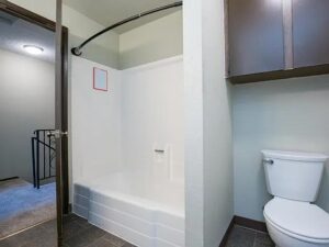 7616 N Hodge Ave, Bathroom