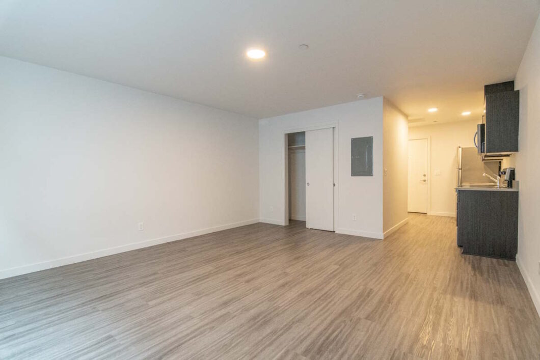4626 N Maryland #207, Living Room