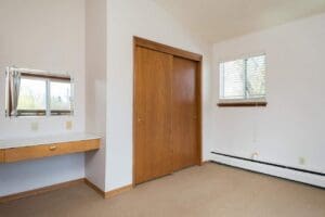 2504 N Rosa Parks Way, Portland, OR 97217