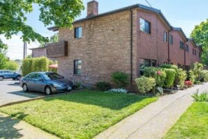 2504 N Rosa Parks Way, Portland, OR 97217