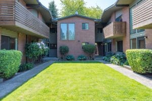 2504 N Rosa Parks Way, Portland, OR 97217