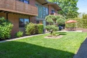 2504 N Rosa Parks Way, Portland, OR 97217